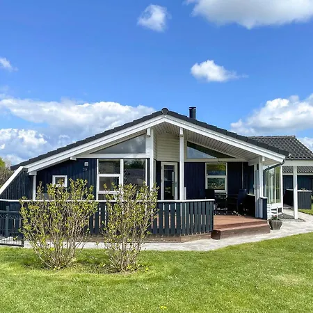 3 Bedroom Cozy In Rudkobing Casa vacanze *